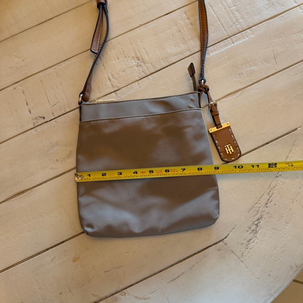 Tommy hilfinger Purse - Picture 3 of 11